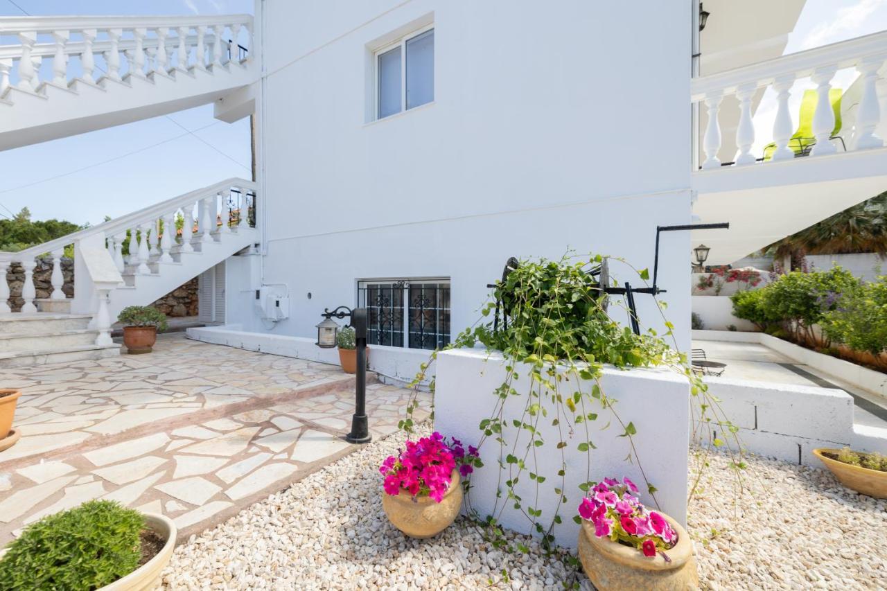 White House Studios & Apartments Argostolion Exterior foto